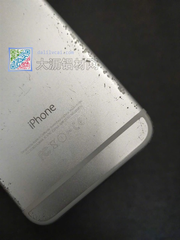 阳极氧化工艺后的苹果iphone 6手机被自然氧化2