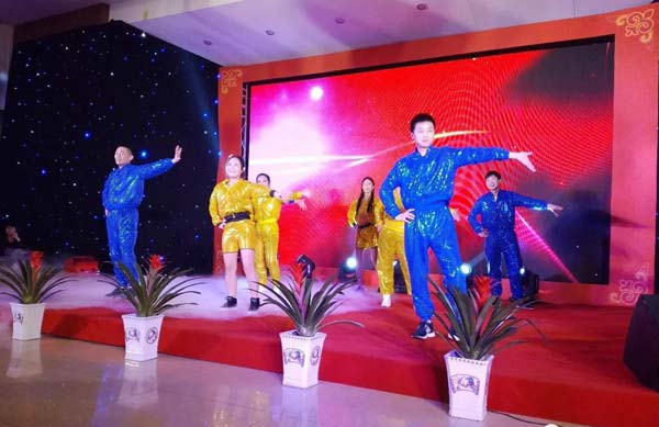 明泰铝业2016年年会暨总结表彰大会顺利召开